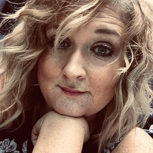 Meet your Posher, Annie